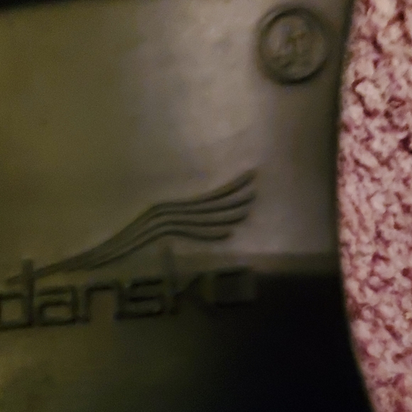 Shoes - Picture 7 of 8